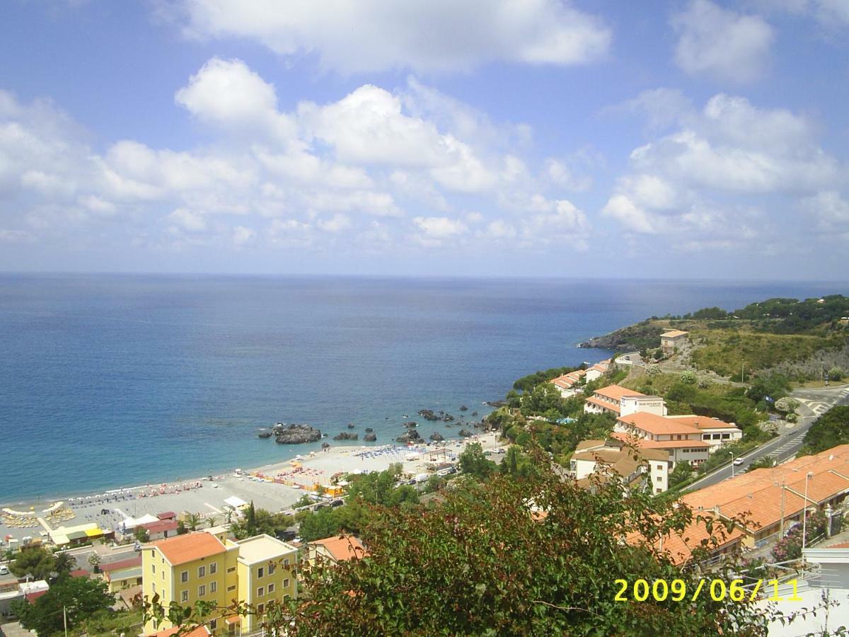 Casa Al Mare A Scalea公寓 外观 照片